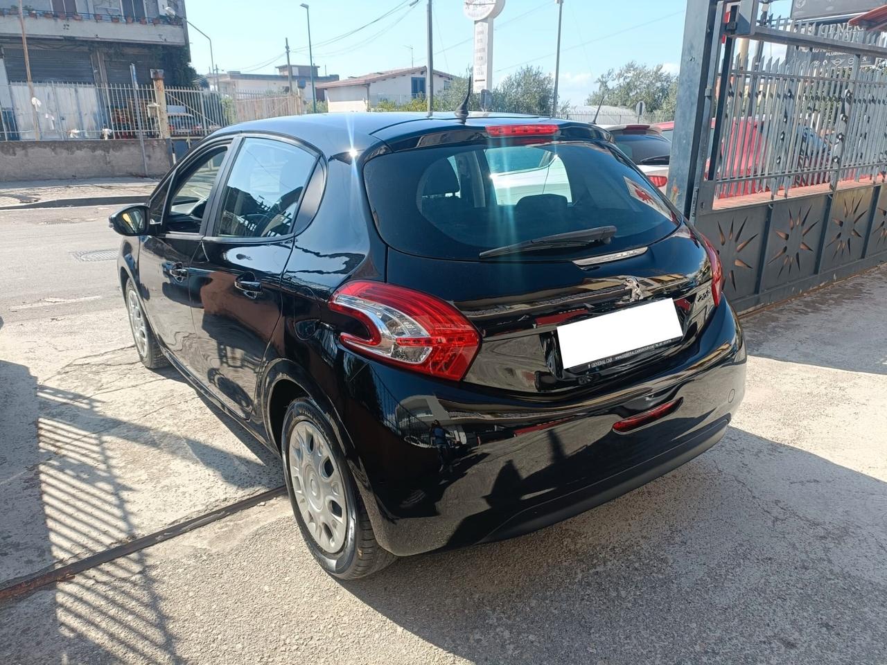 Peugeot 208 1.4 HDi 68 CV 5 porte Active