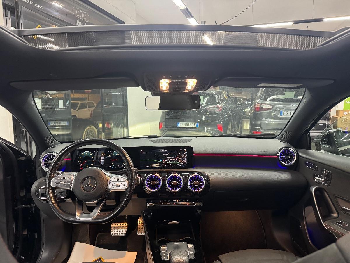 MERCEDES A 180 d Automatic Premium AMG TETTO/ LUCI/ BURMESTER/ MEMORIE