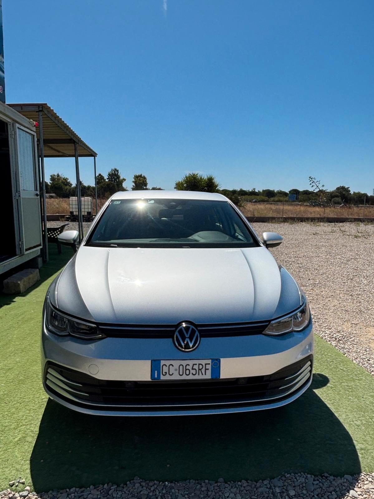 Volkswagen Golf 8 A SERIE 1.5 eTSI 150 CV CAMBIO AUTOMATICO