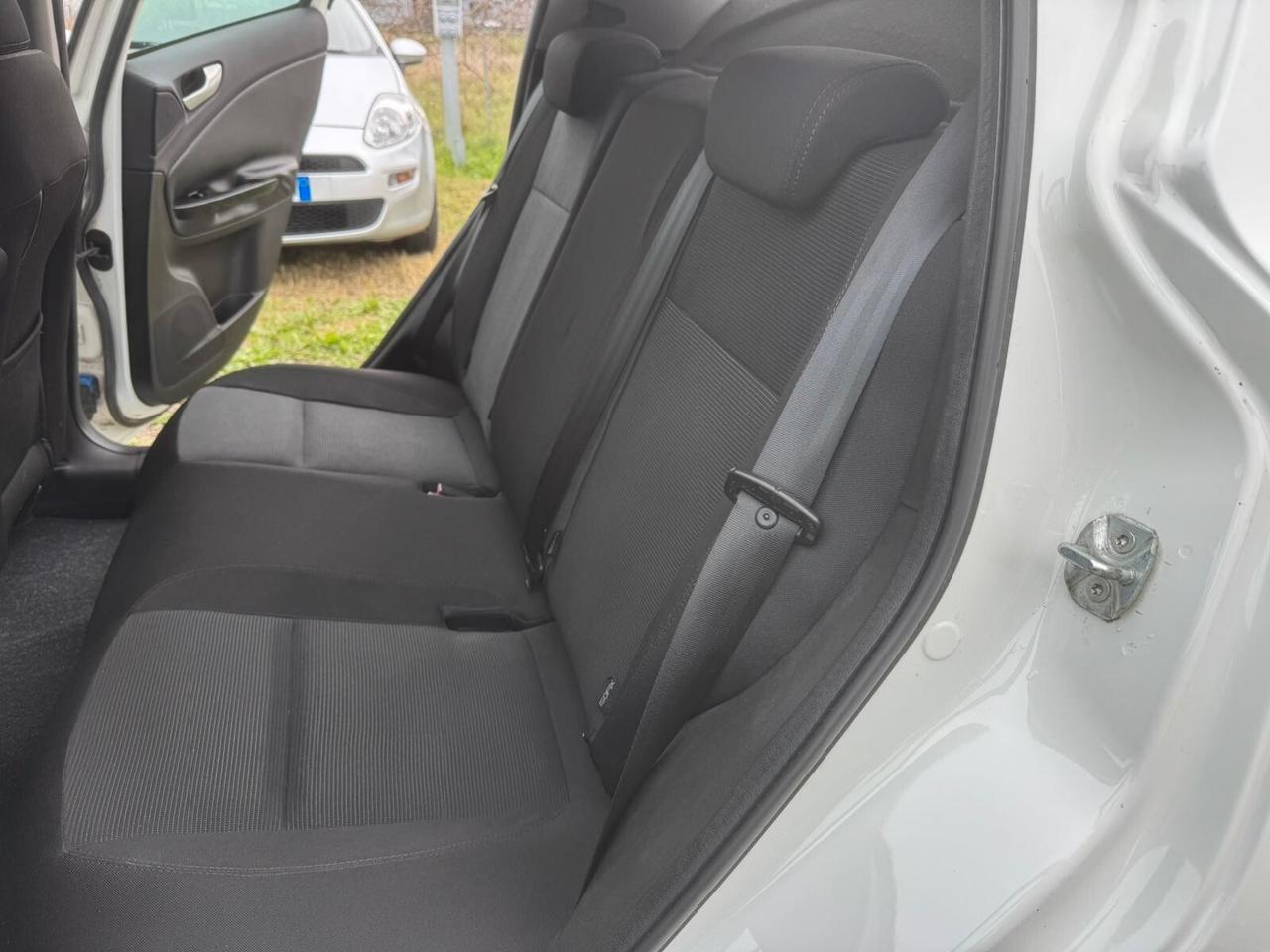 Alfa Romeo Giulietta 1.4 ben SOLAMENTE 134.000 KM