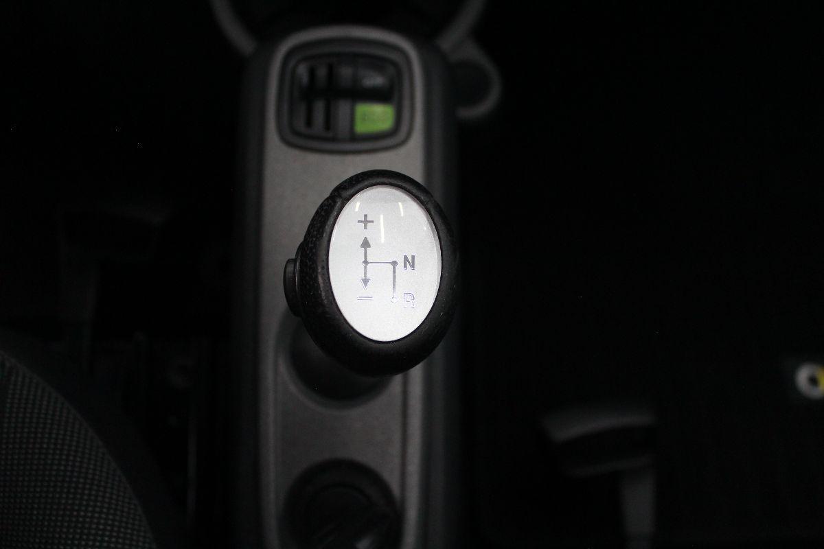SMART - Fortwo - 1000 52 kW MHD coupé passion