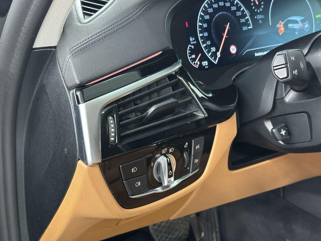 BMW Serie 5 Touring 520 d Luxury