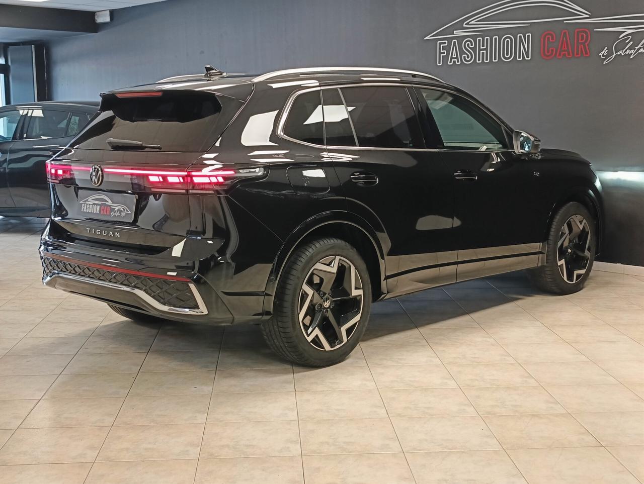 Volkswagen Tiguan 2.0 TDI 150 CV DSG R-Line