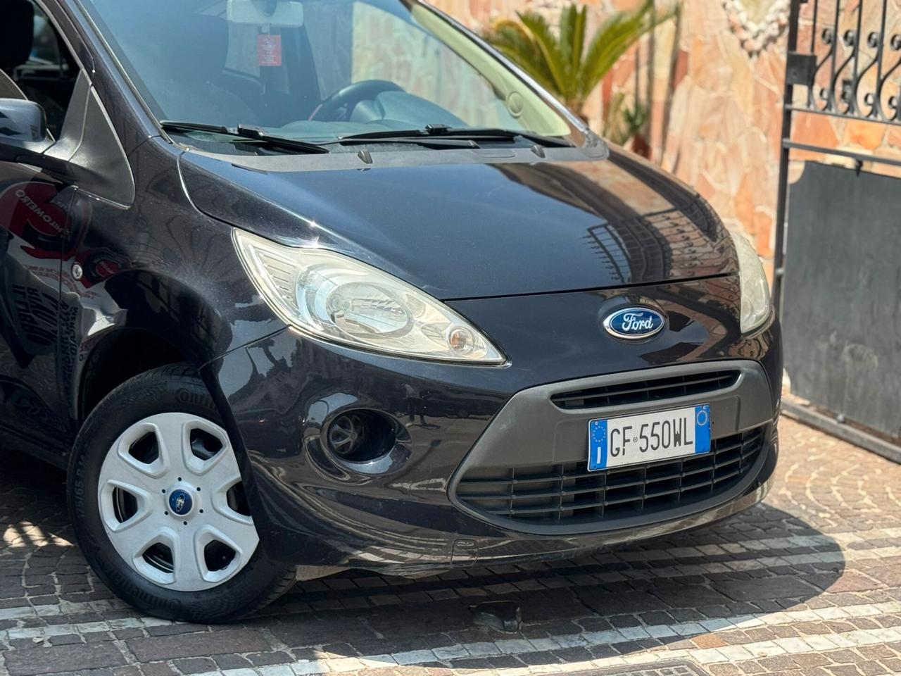 Ford Ka 1.2 8V 69CV Black&White Edition - berlina 2 volumi
