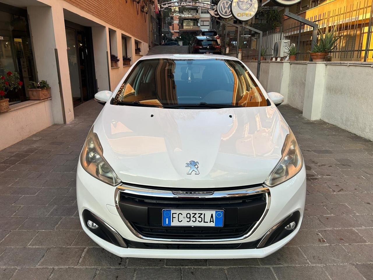 PEUGEOT 208 PureTech 82 5P Active