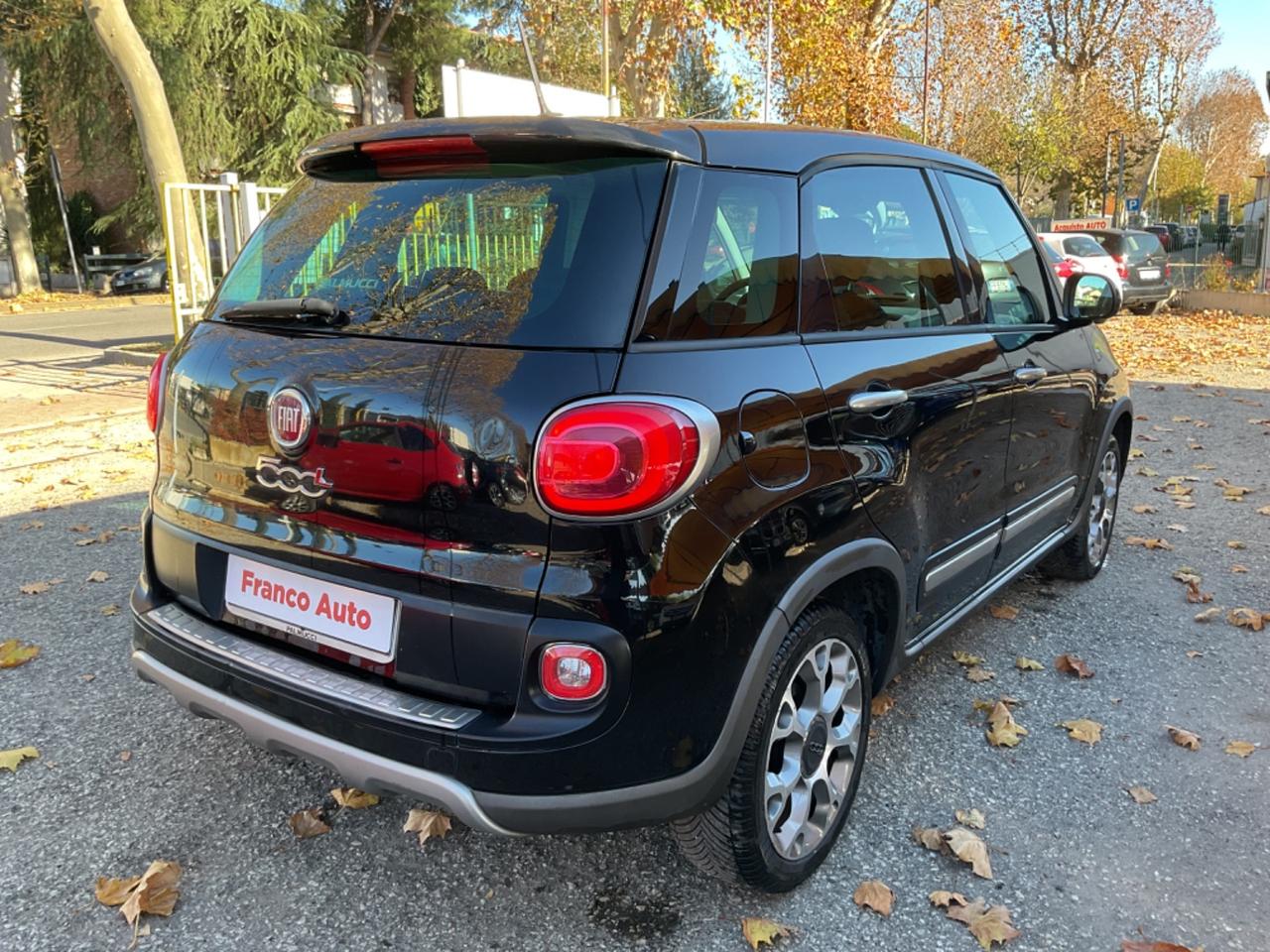 Fiat 500L 1.3 MJT Trekking OK. NEOPAT. EURO6