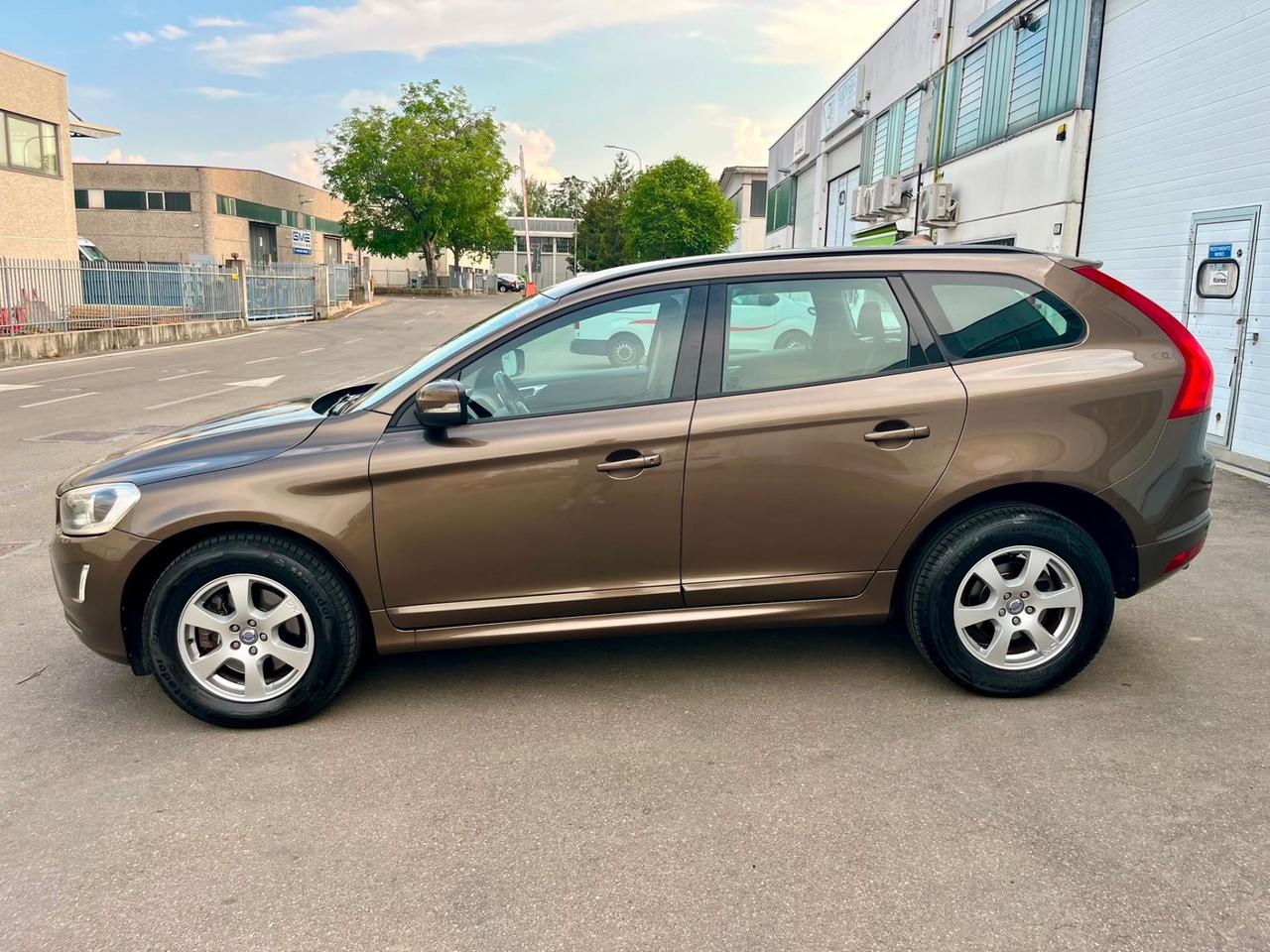 Volvo XC60 2.0d 2014 147.000km autocarro N1 perfetta