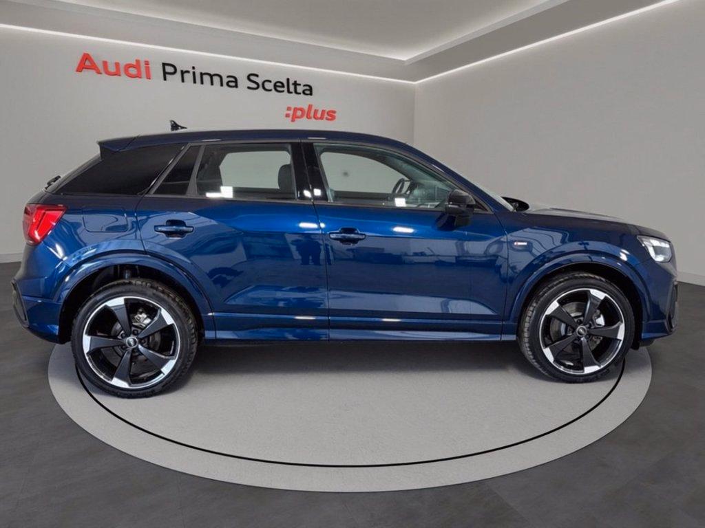 AUDI Q2 30 2.0 tdi identity black del 2025