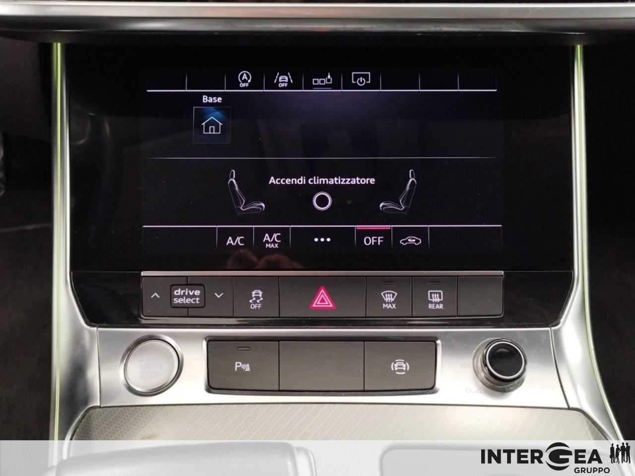 AUDI A6 Avant 40 2.0 tdi mhev Business Sport quattro s-tronic