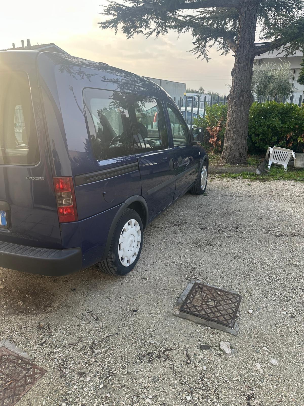 Opel Combo 1.6 CNG Metano 5p. Tour Enjoy