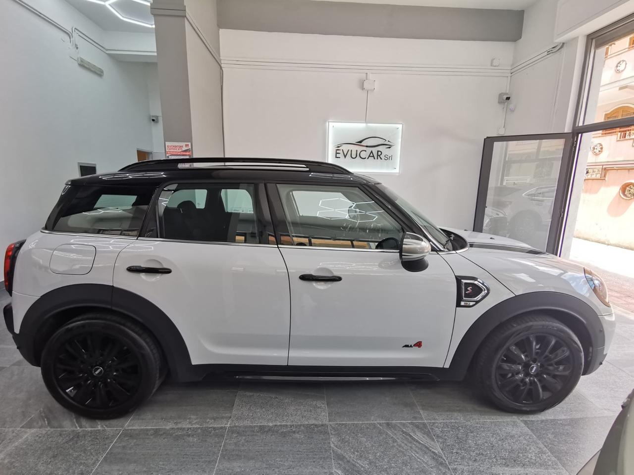 MINI 2.0 Cooper SD Countryman ALL4 Automatica