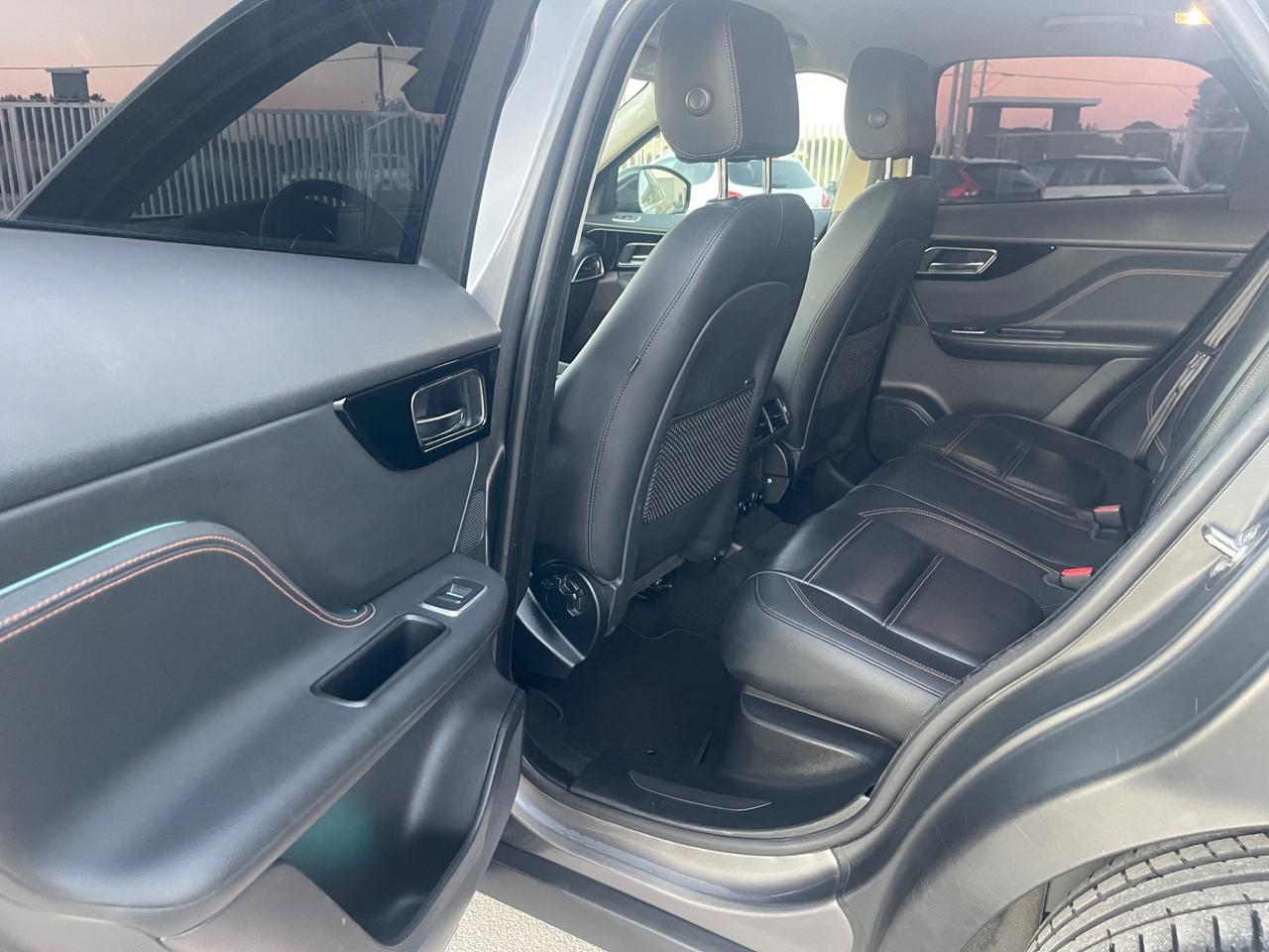 JAGUAR F-PACE 2.0 ID4 AWD 180CV AUT FULL LED MY19