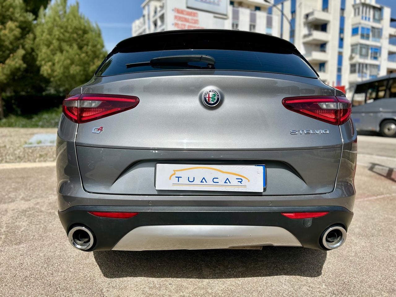 Alfa Romeo Stelvio 2.2 Q4 Business