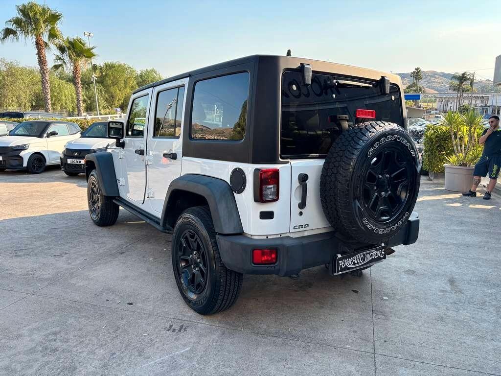 Jeep Wrangler 2.8 CRD DPF Sahara Auto 2012 / KM 196.000 Tua a solo 219 Euro al mese