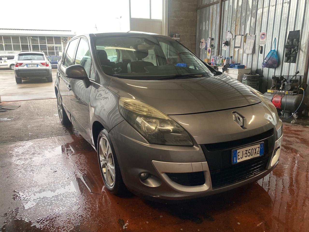 Renault Scenic XMOD 1.5 dCi 110CV Dynamique