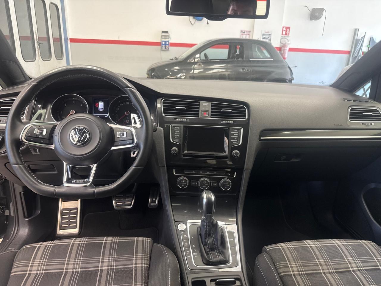 Volkswagen Golf GTD 2.0 TDI DSG 5p. BlueMotion Technology
