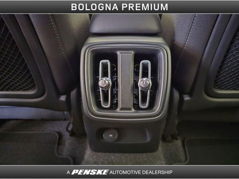 Volvo XC40 XC40 B3 automatico Core