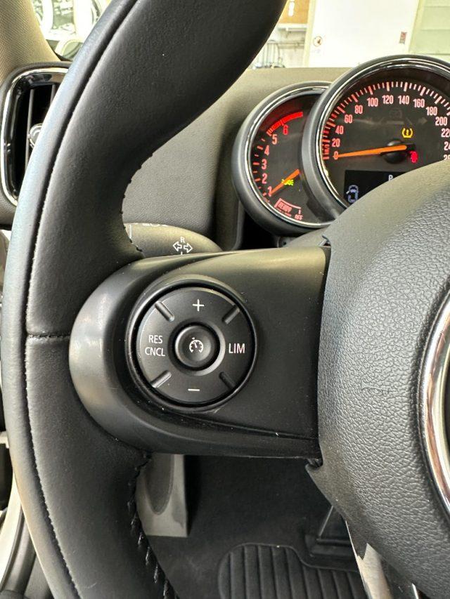 MINI Countryman 2.0 Cooper D Business Automatica - 17" - Navi