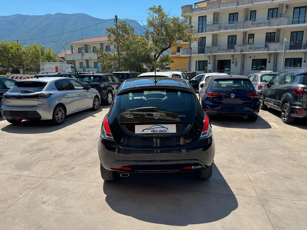 Lancia Ypsilon 1.0 FireFly 5 porte S&S Hybrid Ecochic Gold