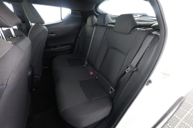 TOYOTA C-HR C-HR 1.8 Hybrid E-CVT Business