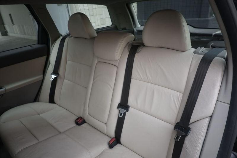 Volvo V50 Volvo V50 2.0 D cat Kinetic 100KW ANNO 2007