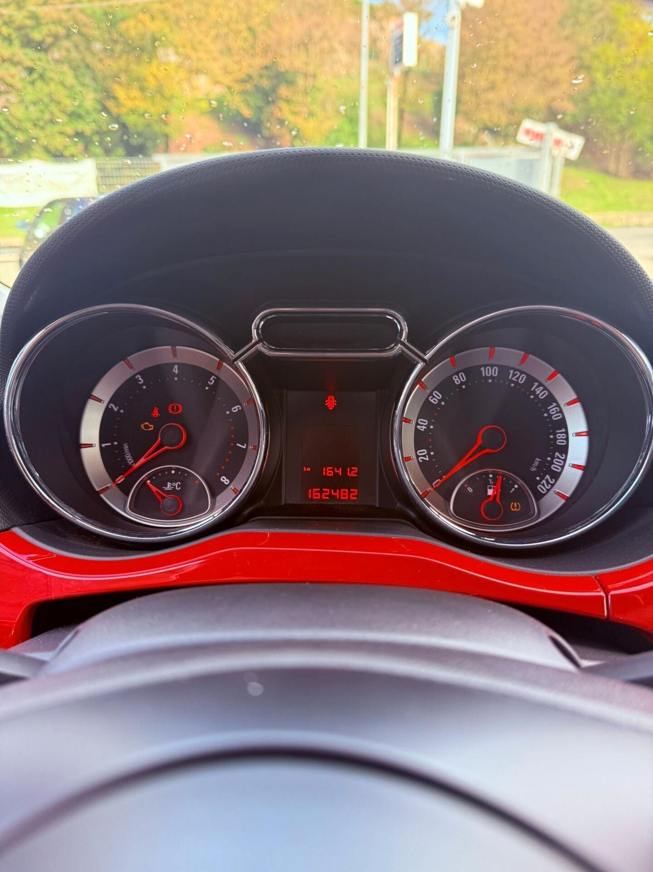 Opel Adam 1.4 87 CV GPL Tech Slam