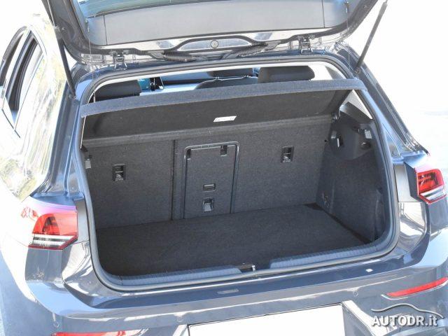 VOLKSWAGEN Golf 1.5 TGI 130cv DSG Life VIRTUAL CARPLAY ACC KM CERT