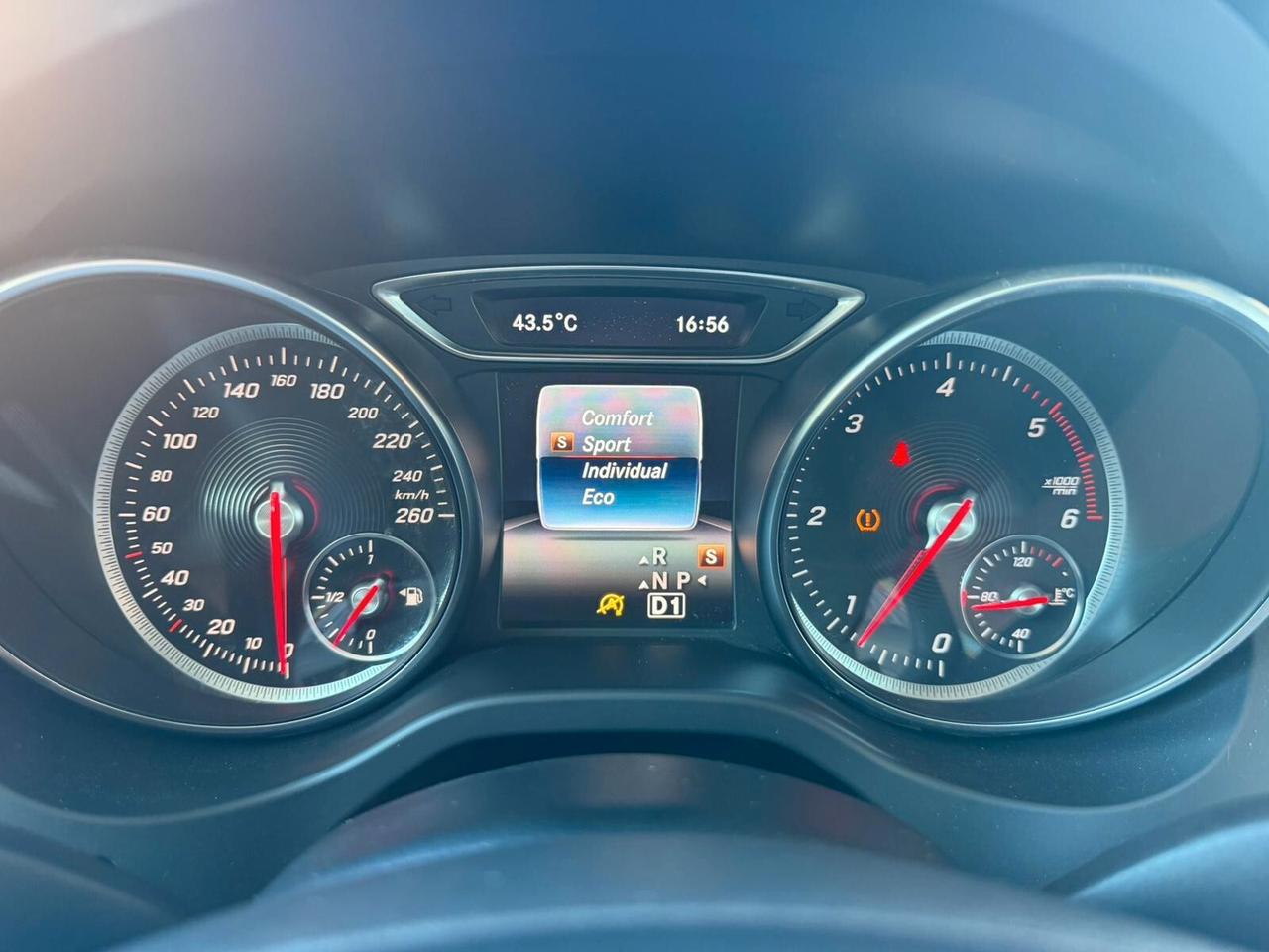 Mercedes-benz GLA 200 d Automatic Sport