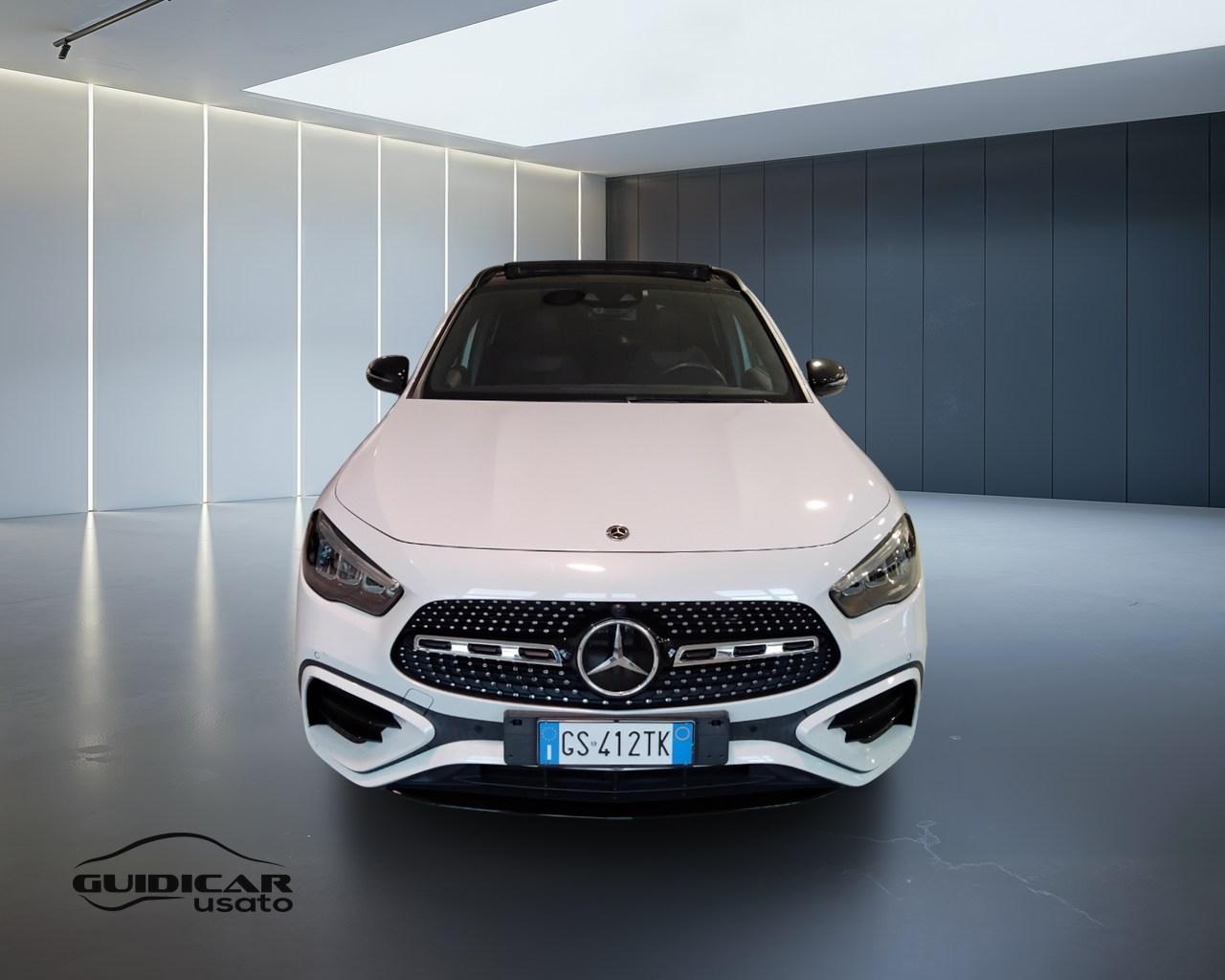 Mercedes-Benz GLA-H247 2023 - GLA 200 d AMG Line Premium auto
