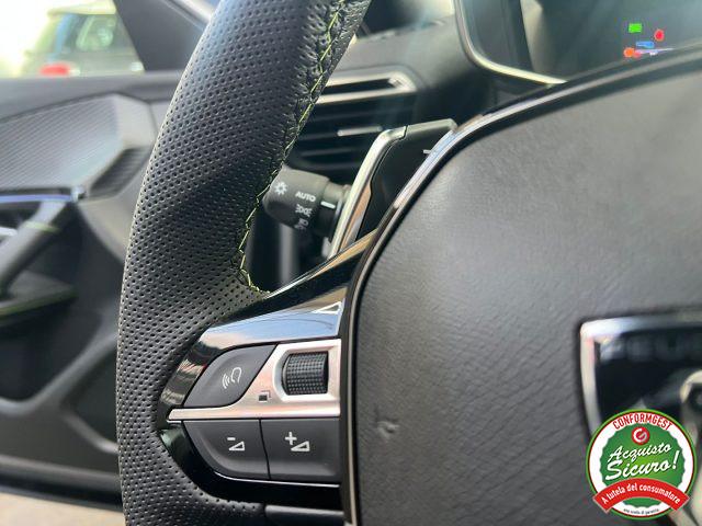 PEUGEOT 2008 Hybrid 145CV e-DCS6 GT