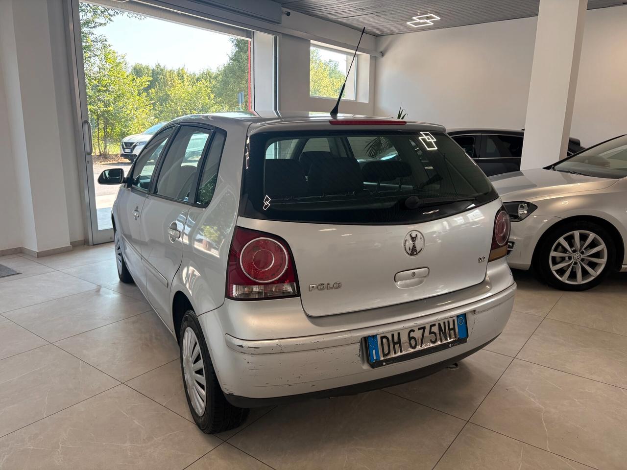 Volkswagen Polo 1.4/80CV 16V 3p. aut. Comfortline