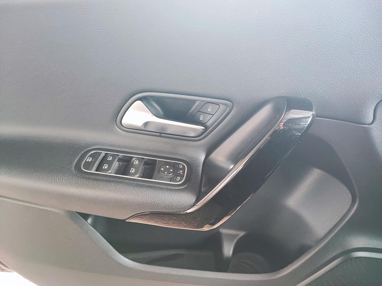 Mercedes-benz A 180 d Automatic Business Extra