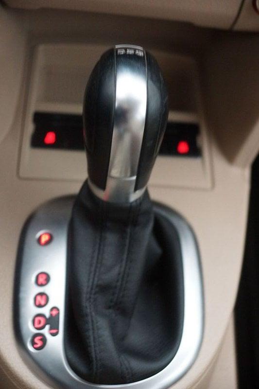 Volkswagen Touran Touran 1.6 TDI DSG Comfortline 7 POSTI