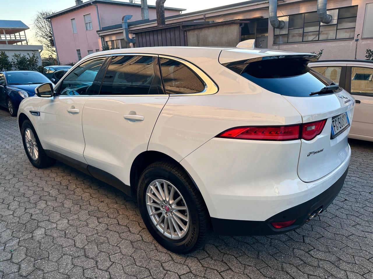 Jaguar F-Pace 2.0 D 180 CV AWD Pure*EURO6*PELLE