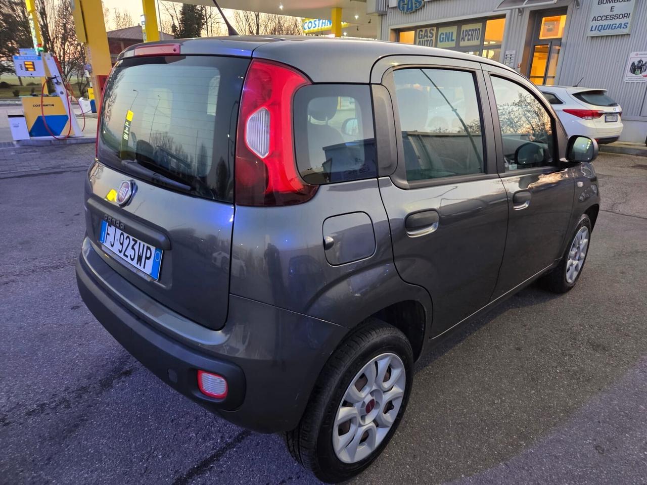 Fiat Panda 0.9 TwinAir Turbo Natural Power Lounge