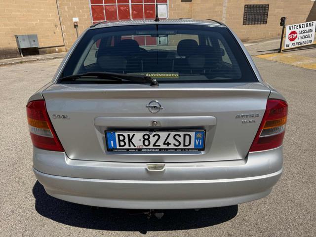 OPEL Astra 1.6i 16V cat 5p Club senza nessun lavoro da fare