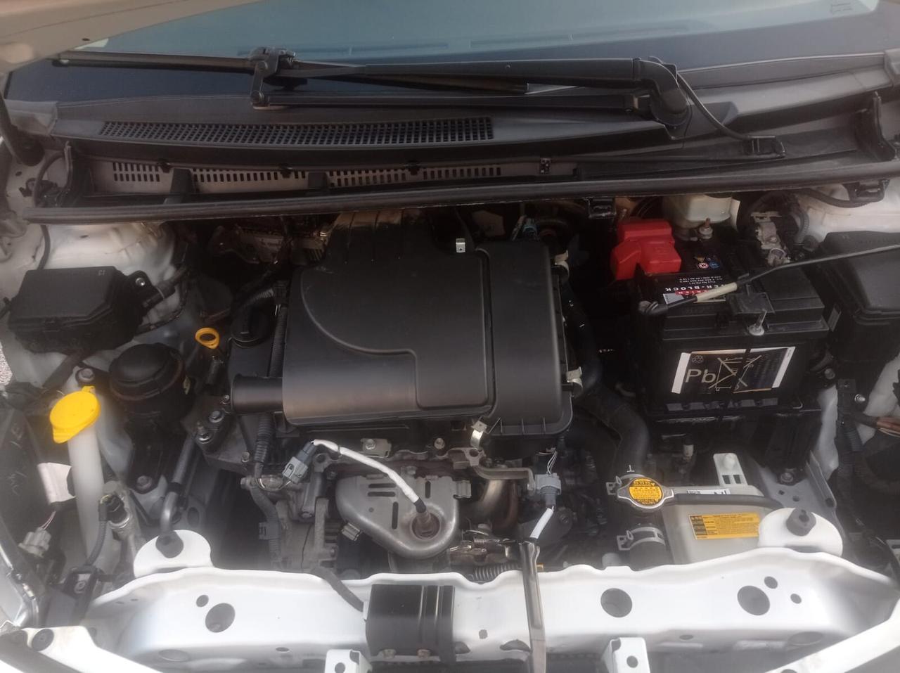 Toyota Yaris 1.0 5 porte Lounge -2012