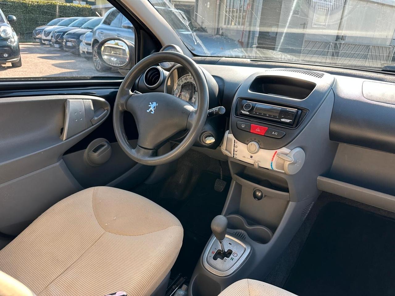 Peugeot 107 1.0 Benzina Automatica