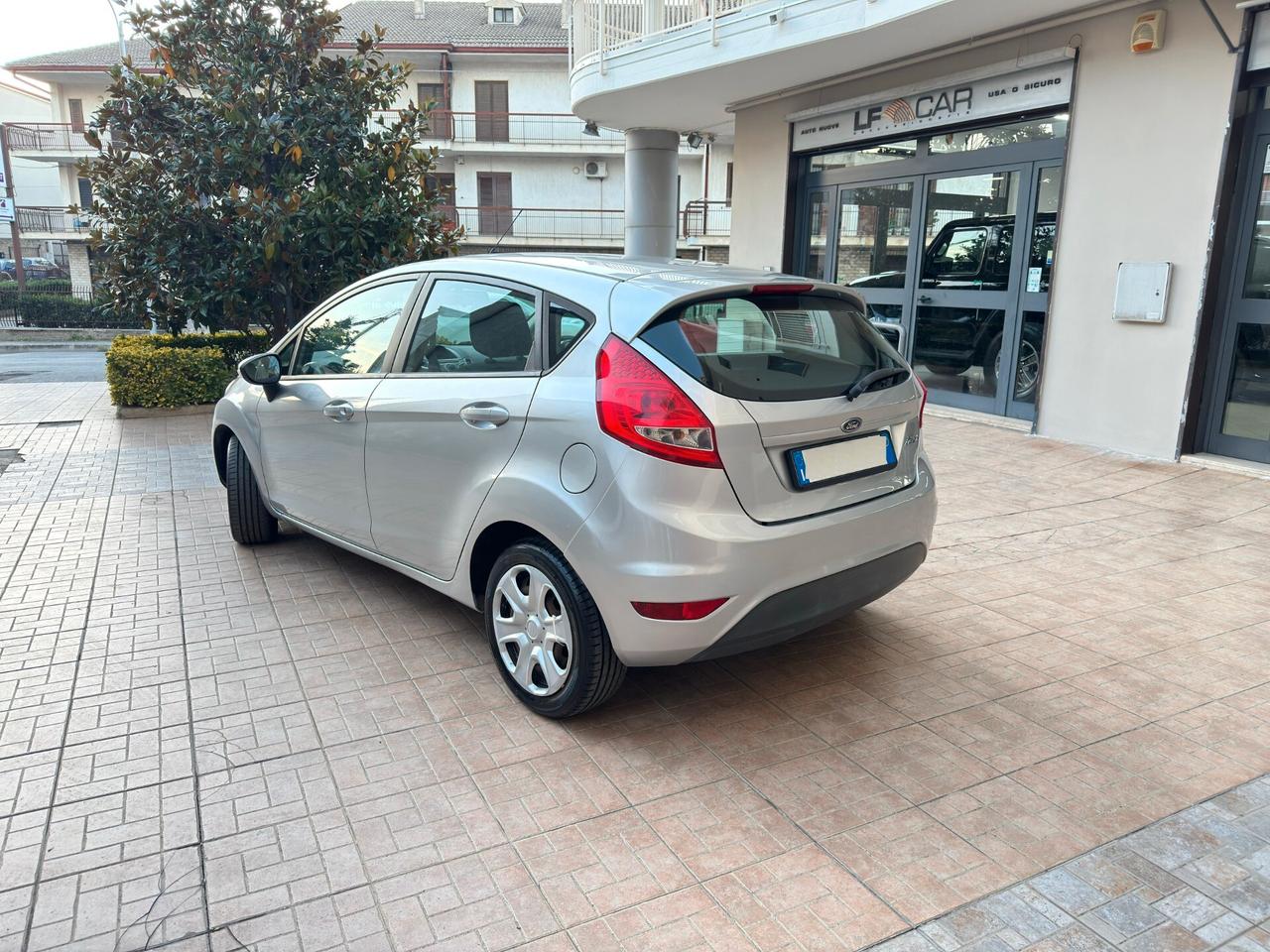 Ford Fiesta 1.2 82 cv 5 porte Titanium