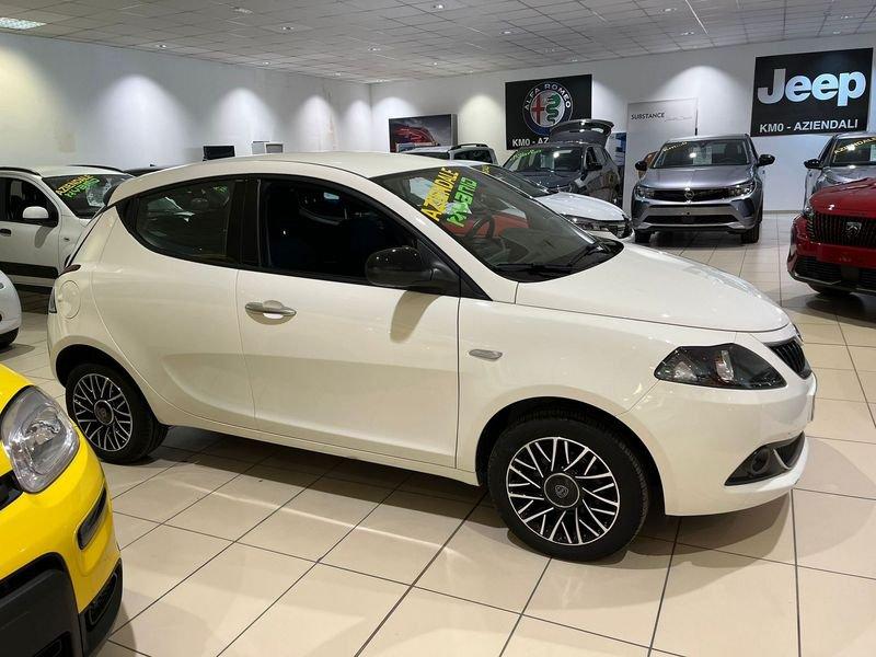 Lancia Ypsilon Ypsilon 1.0 FireFly 5 porte S&S Hybrid Platino