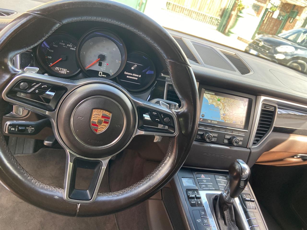 Porsche Macan 3,0diesel 190kw