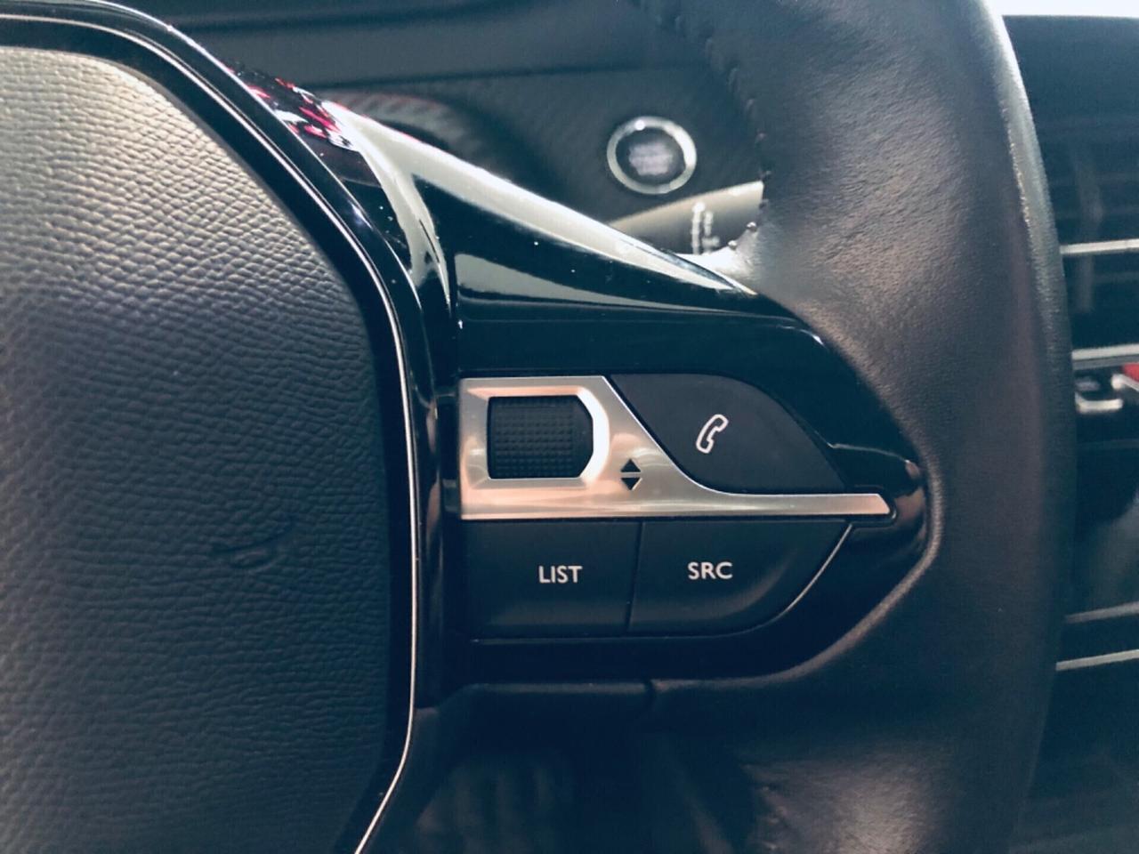 Peugeot 2008 1.5HDi TETTO -TELECAMERA PELLE Allure