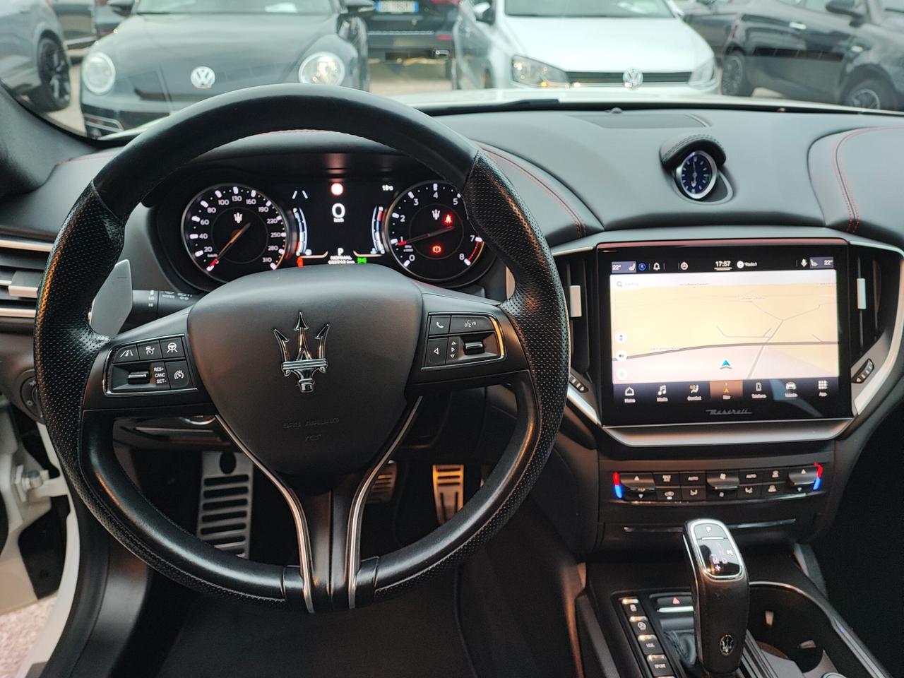 Maserati Ghibli V6 Modena PARI AL NUOVO