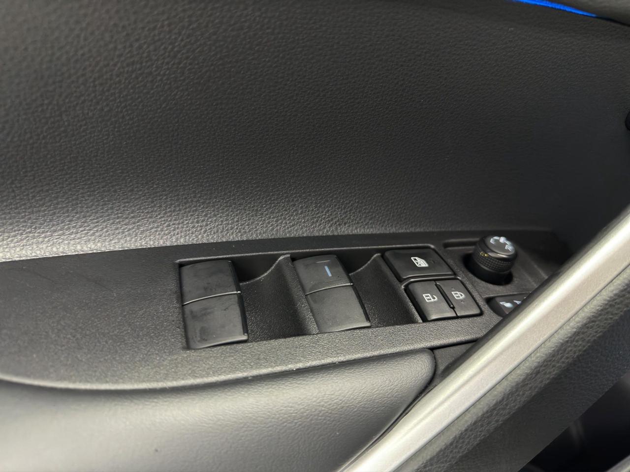 Toyota Corolla Cross 1.8h Trend fwd 140cv e-cvt