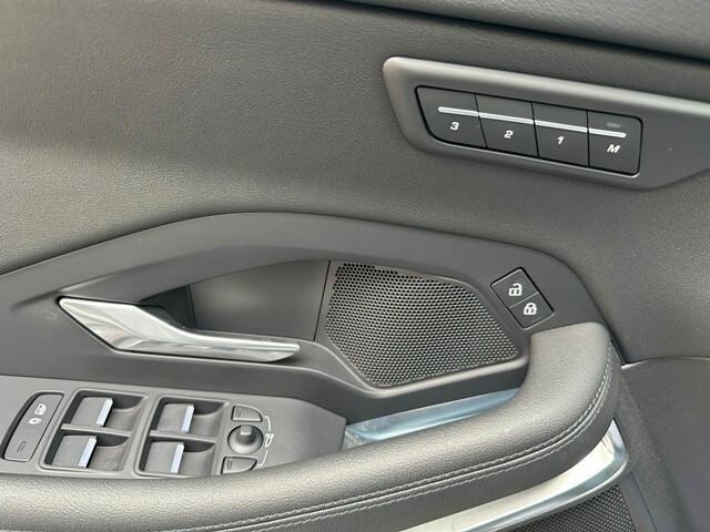 JAGUAR E-PACE SE 2.0D I4 163 CV AWD AUTO NAVI KAMERA MATRIX