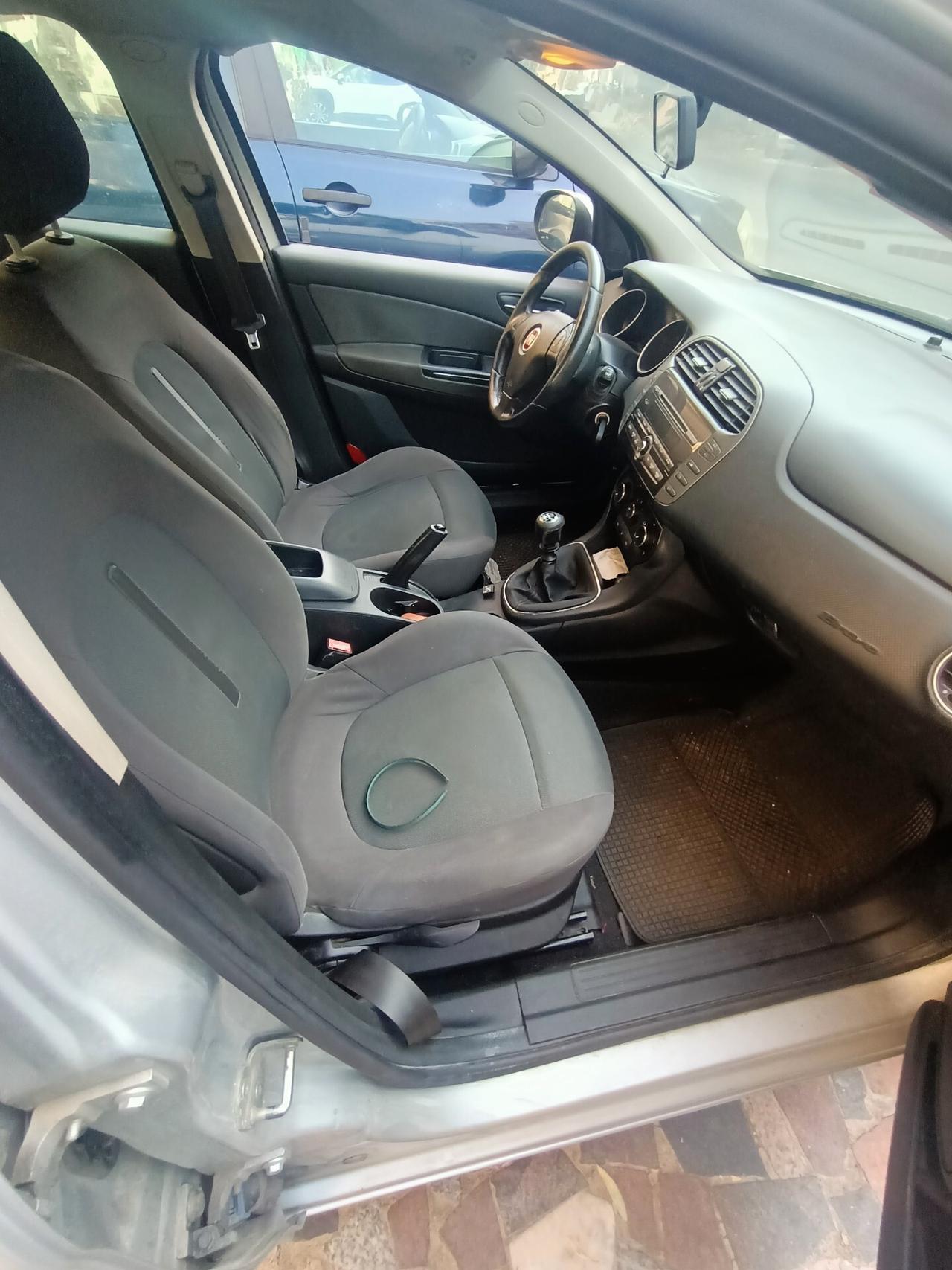 Fiat Bravo 1.4 Dynamic GPL KM 86000 € 4.600 TRATT.