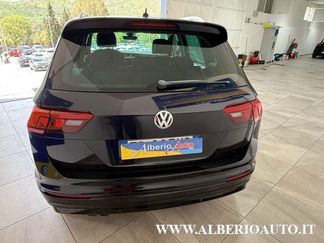 VOLKSWAGEN Tiguan 1.6 TDI SCR Sport BM Technology R-Line *90.000 KM*