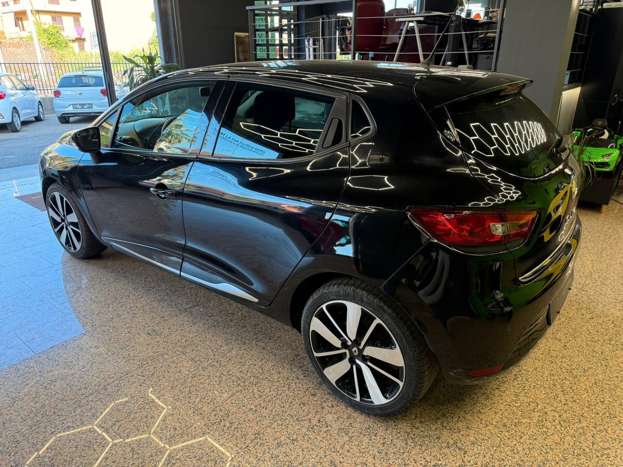 Renault Clio 1.5 dCi 8V 90CV EDC 5 porte Energy TETTO Panoram