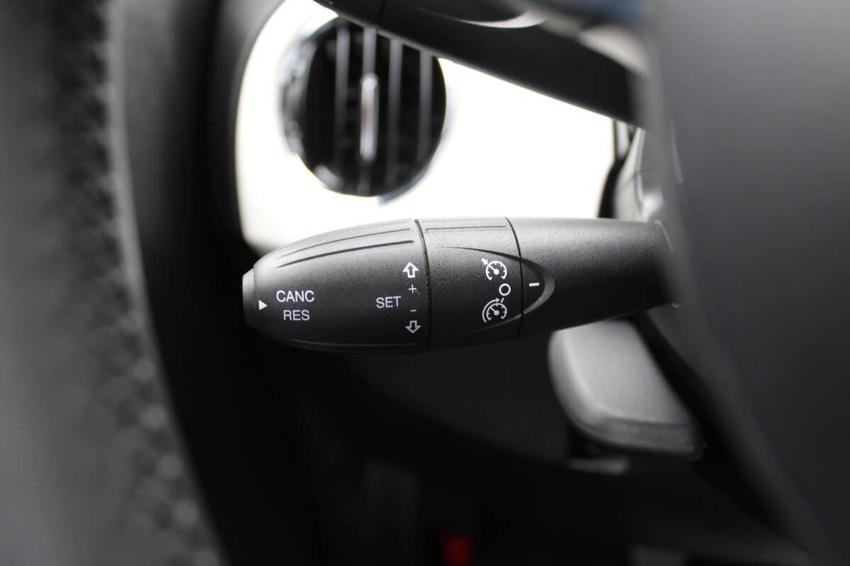 Fiat 500 1.0 hybrid Lounge 70cv Con CARPLAY
