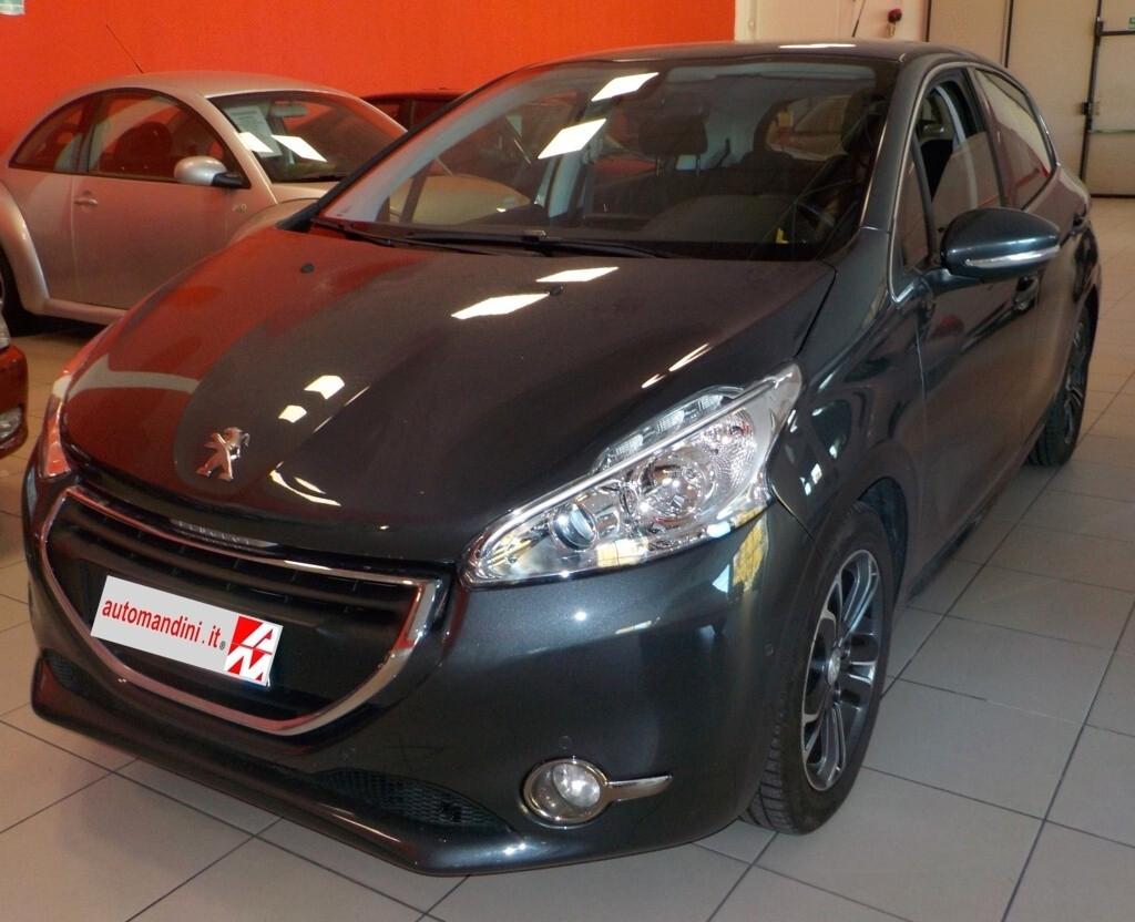 Peugeot 208 PureTech 82 5 porte Allure